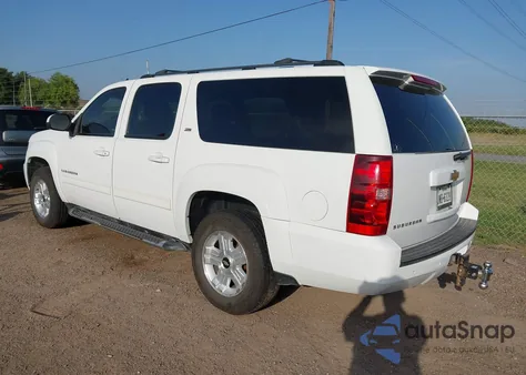 2013 Chevrolet Suburban 1500 Lt z USA, uszkodzony, nr VIN 1GNSCJE07DR185476